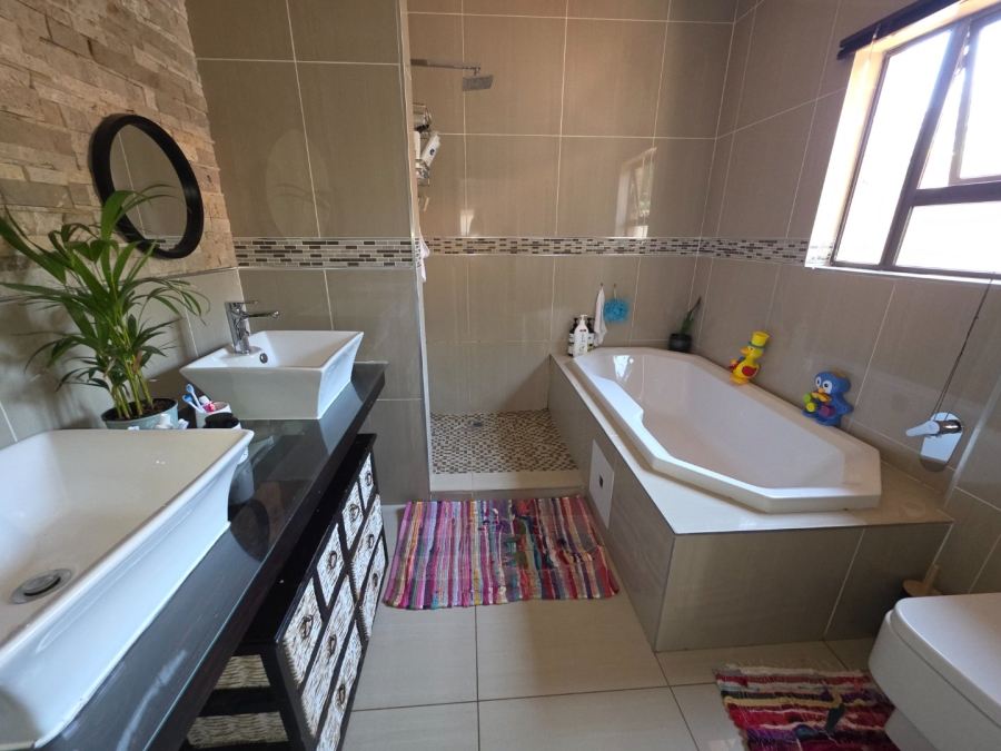 2 Bedroom Property for Sale in Adamayview North West